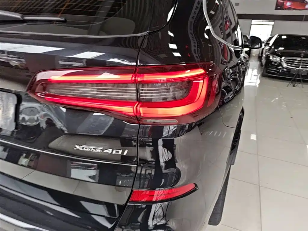 BMW X5 (Import) 2020 xDrive40i M Sport Package фото 8