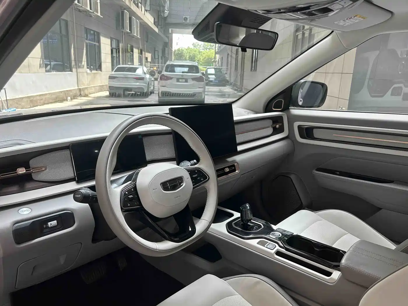 Geely ICON 2025 2025 Linglong 1.5TD City Beauty Edition