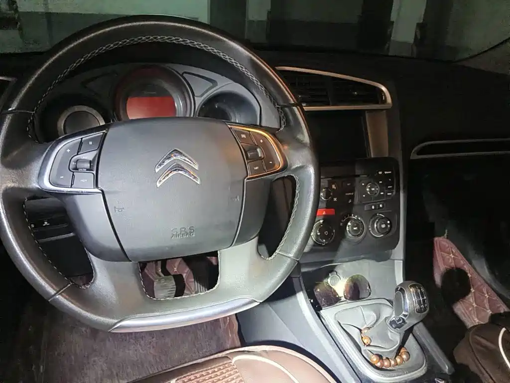 Photo 12 - Citroën C4L