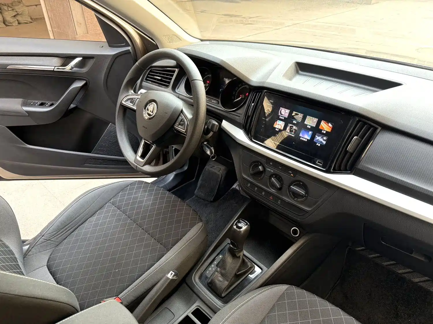 Photo 8 - Škoda Kamiq