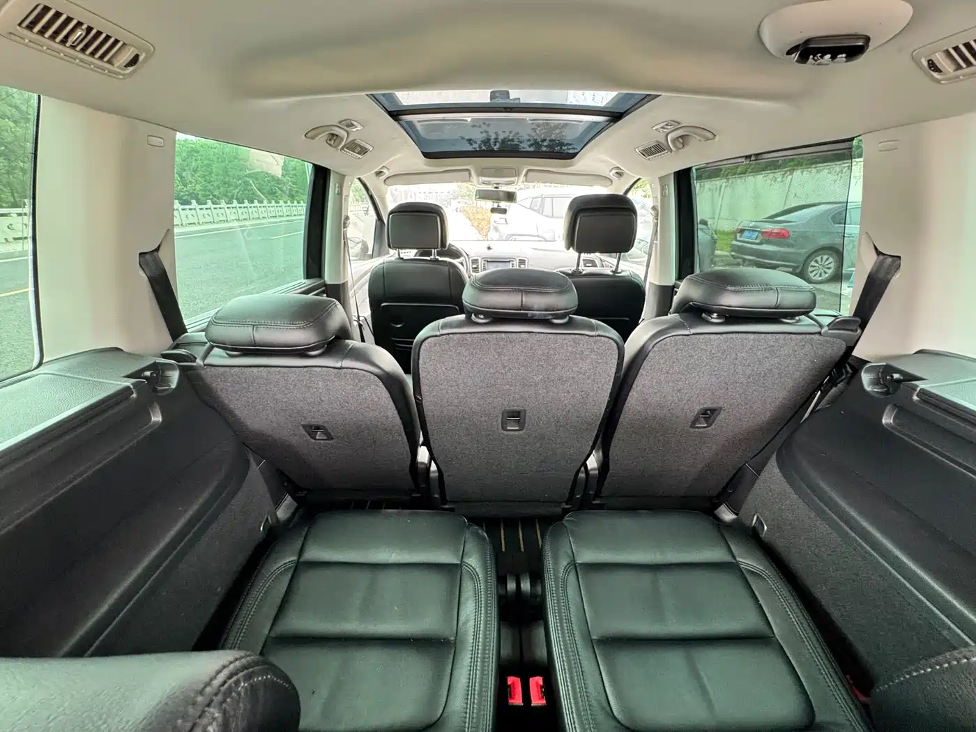 Volkswagen Sharan 2013 1.8TSI Standard фото 13