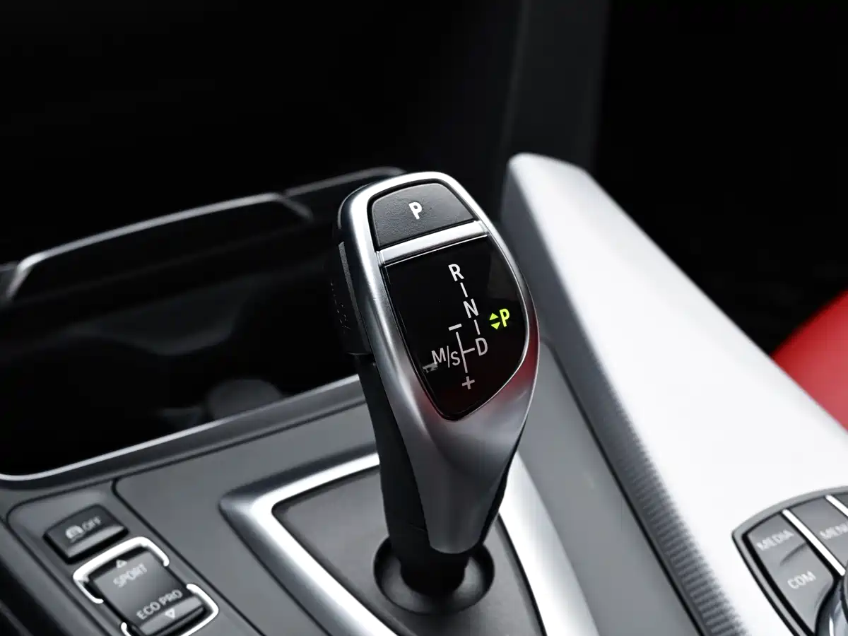 BMW 3 Series GT 2019 320i M Sport Model фото 17