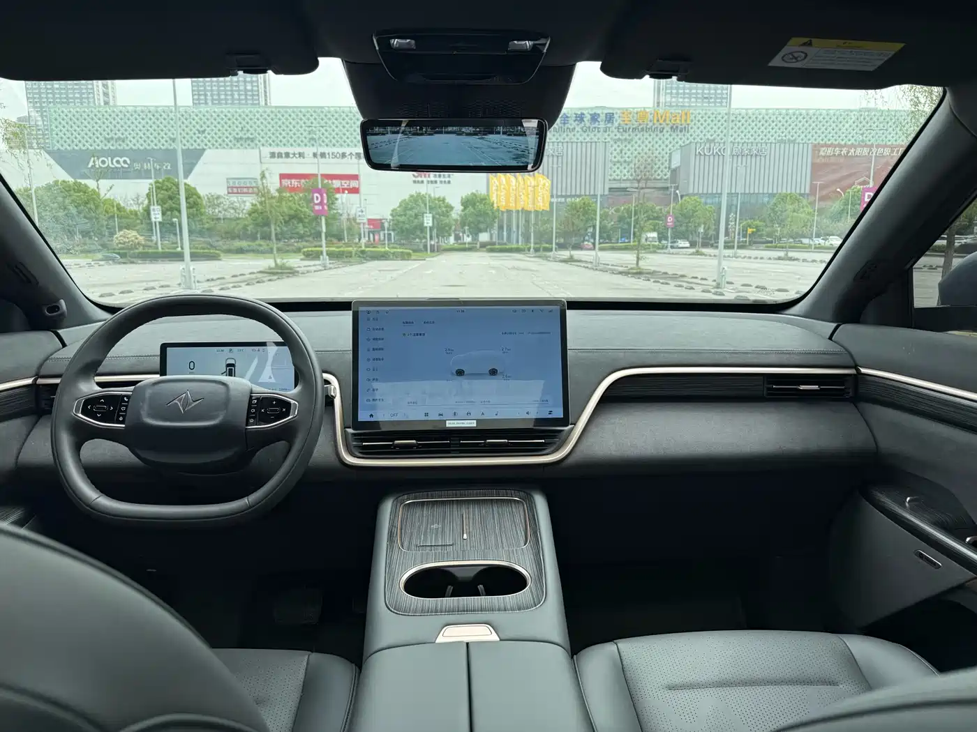 Dongfeng Yipai eπ008 2024 210Max Range Extender 6-Seater фото 7