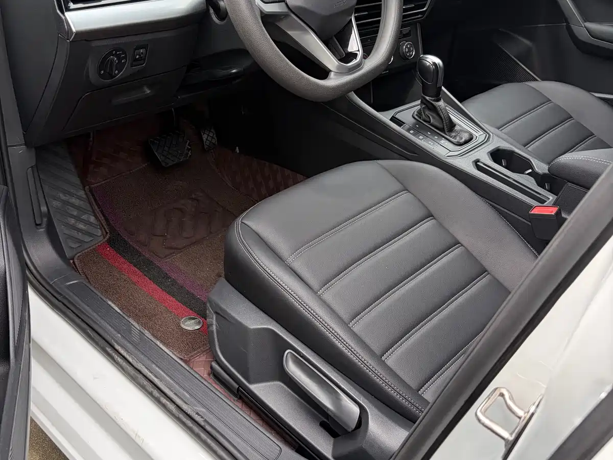 Volkswagen Lavida 2023 1.5L Auto Delight Edition фото 16