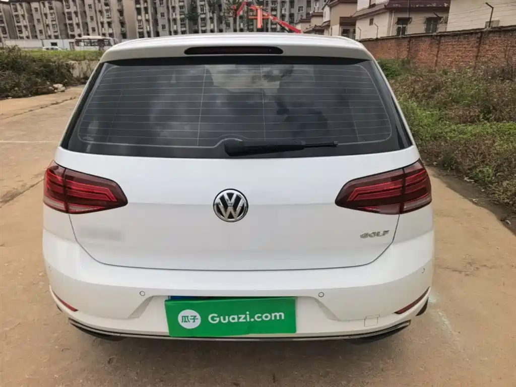 Volkswagen Golf 2018 1.6L Automatic Comfort фото 6