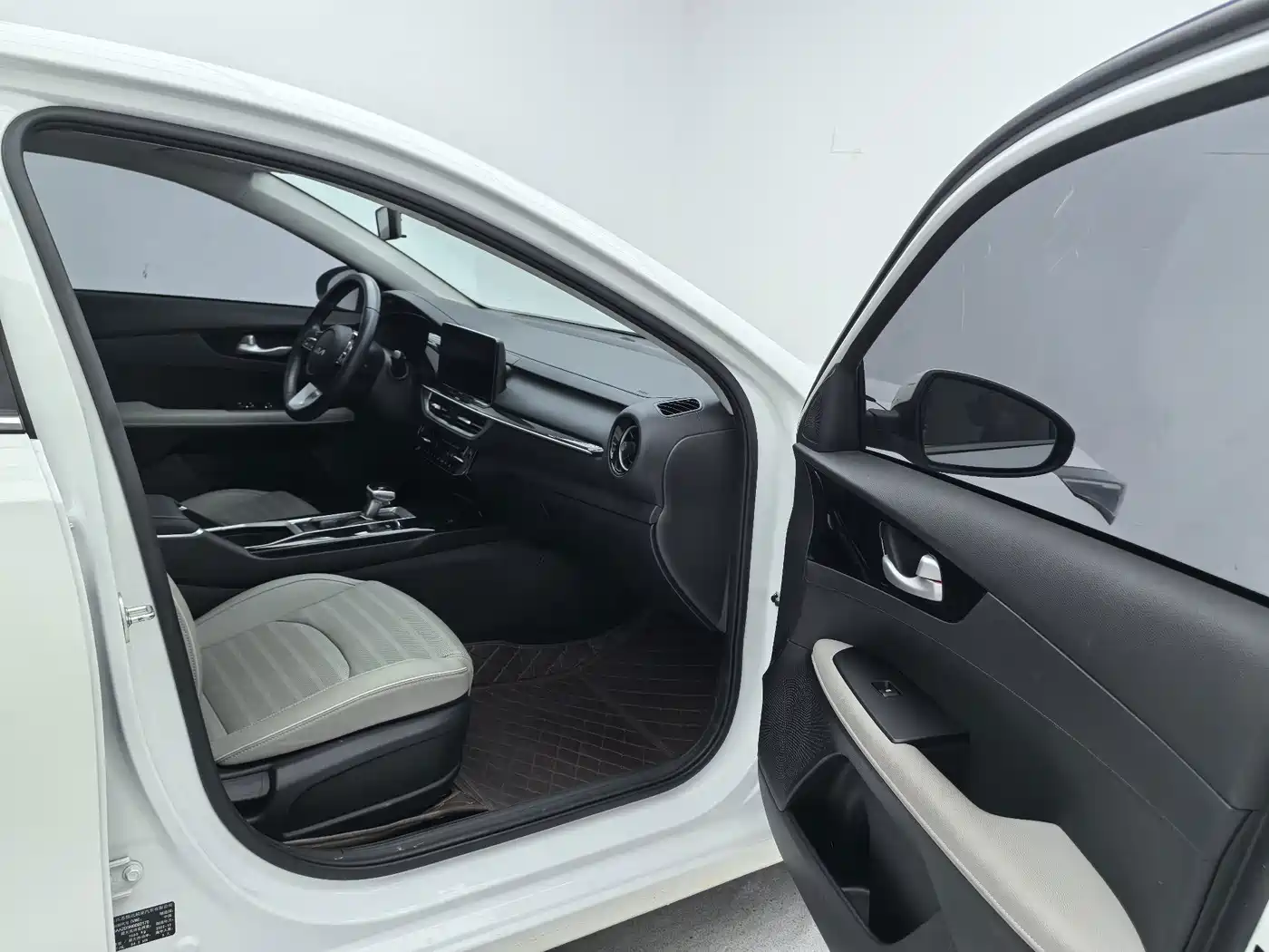 Kia K3 2023 2023 Model 1.5L CVT Luxury Edition