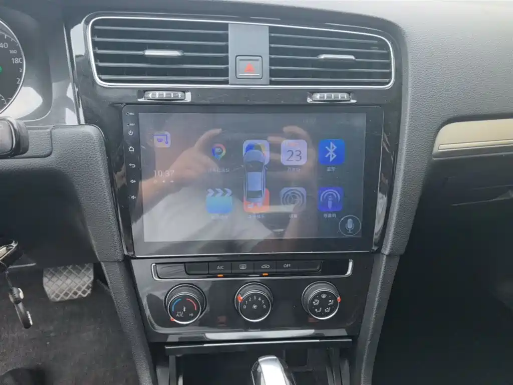 Volkswagen Golf 2018 1.6L Automatic Comfort фото 13