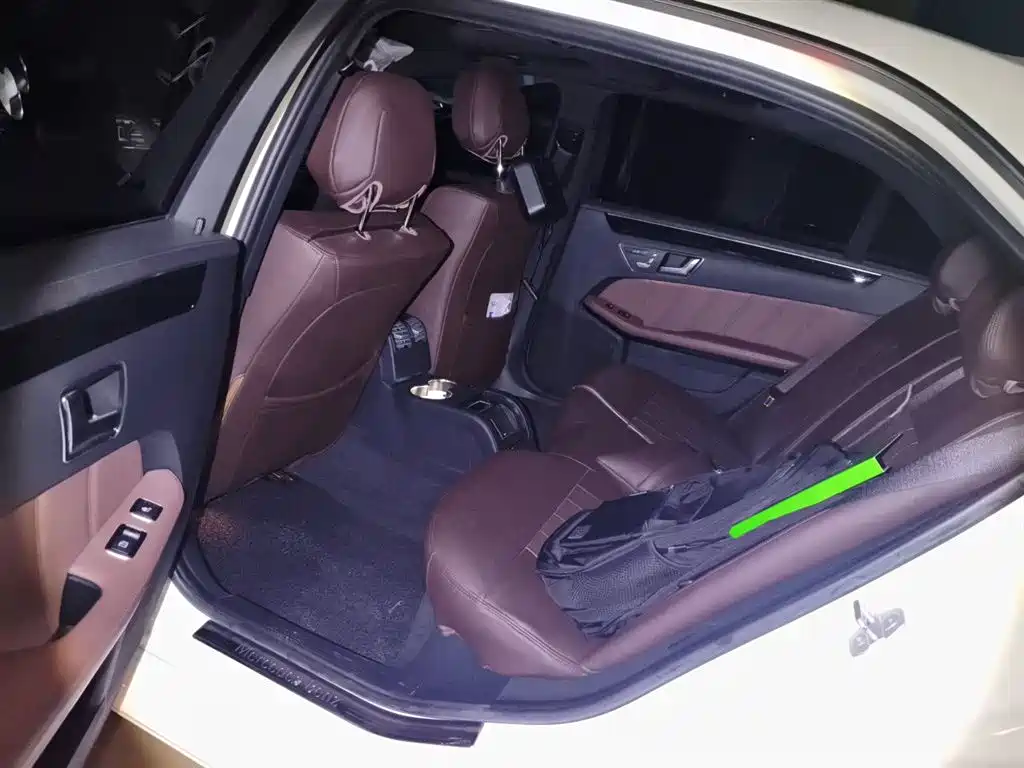 Mercedes-Benz E-Class 2015 E 320 L 4MATIC фото 15