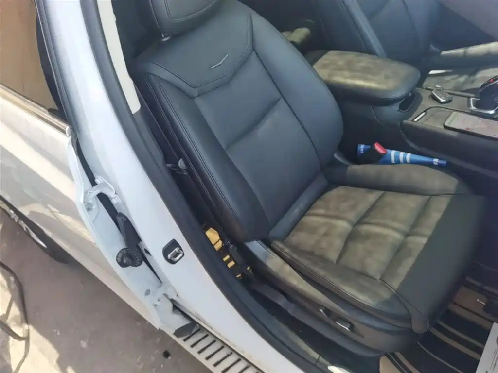 Cadillac XT5 2018 25T Luxury фото 25