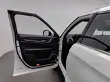 Фото 8 - Honda UR-V
