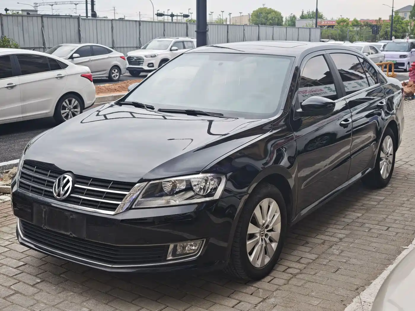 Volkswagen Lavida 2013 Facelift Classic 1.6L Automatic Comfort