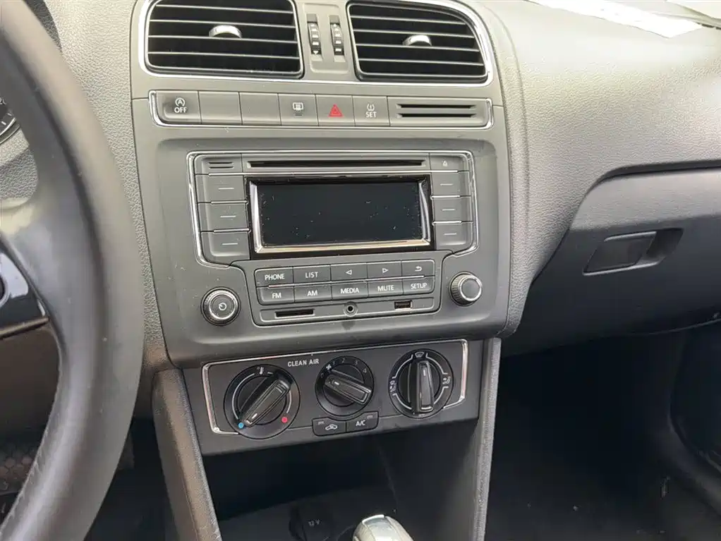 Volkswagen Polo 2018 1.5L Auto Comfort фото 9
