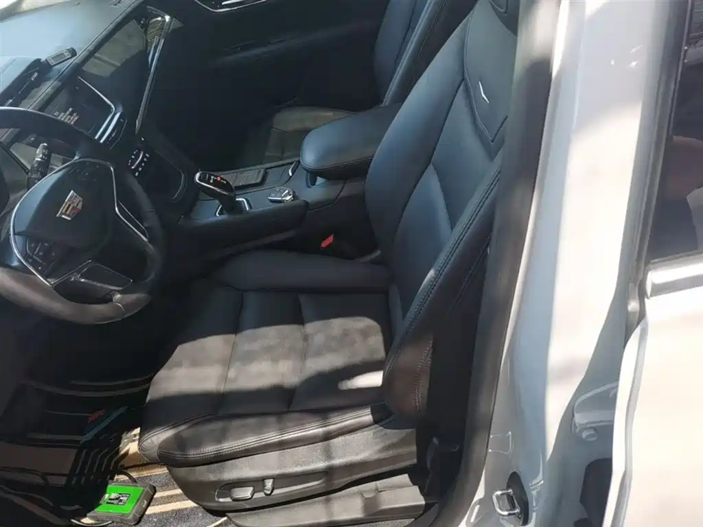 Cadillac XT5 2018 25T Luxury фото 15