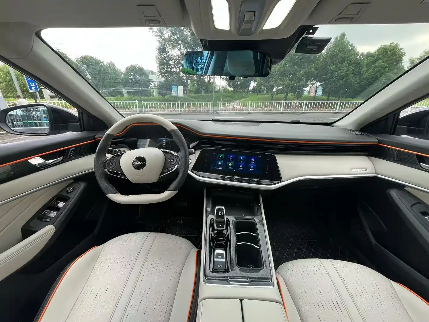 Dongfeng Aeolus Yixuan MAX 2023 2023 1.5T Ultra Cool Dad Edition