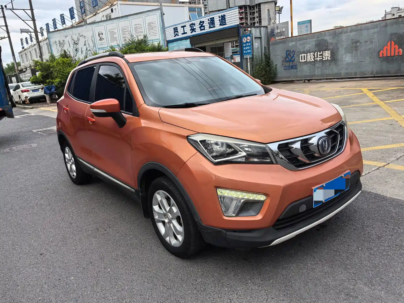 Фото 3 - Changan CS15