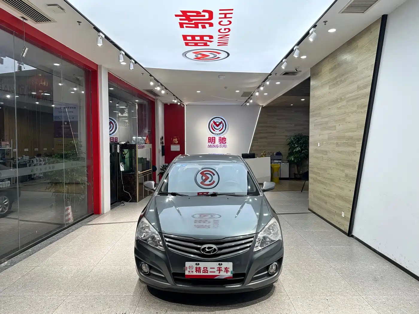 Hyundai Elantra 2011 1.6L Automatic Comfort фото 2