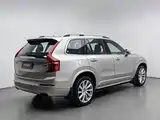 Photo 2 - Volvo XC90