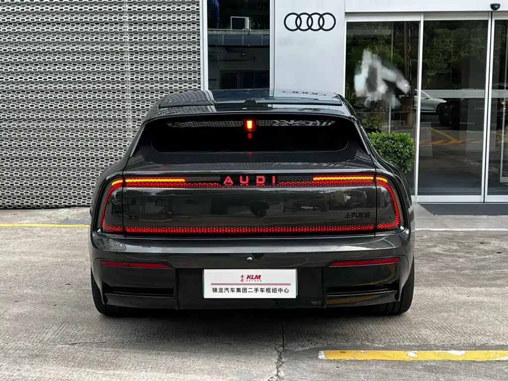 Photo 5 - Audi E5 Sportback