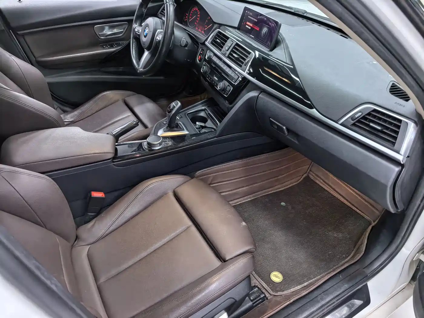 BMW 3 Series 2018 320Li Leading M Sport Package фото 4