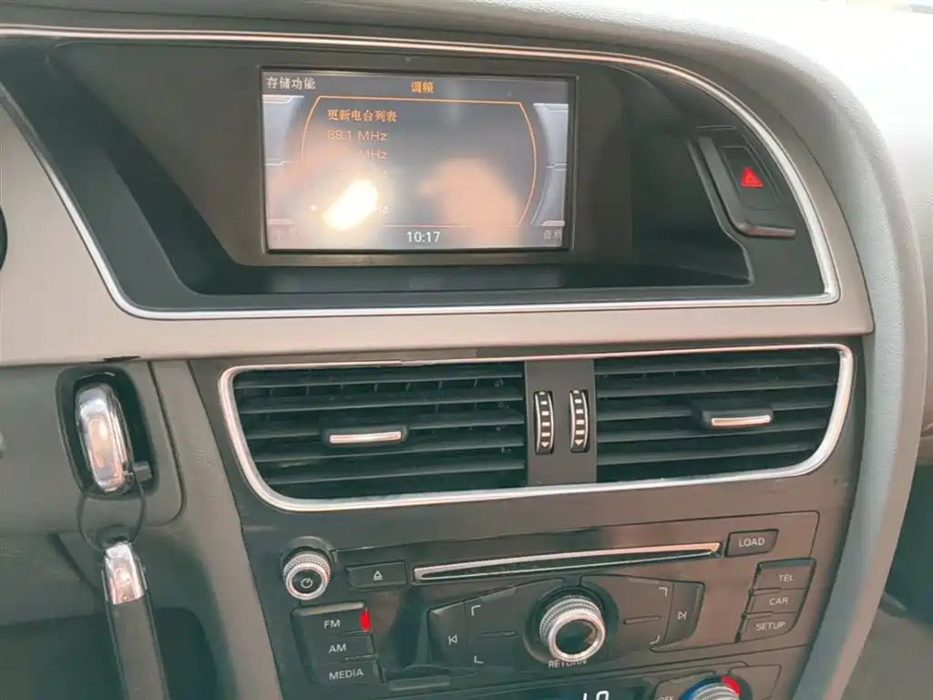 Audi A4L 2015 35 TFSI Auto Standard фото 13