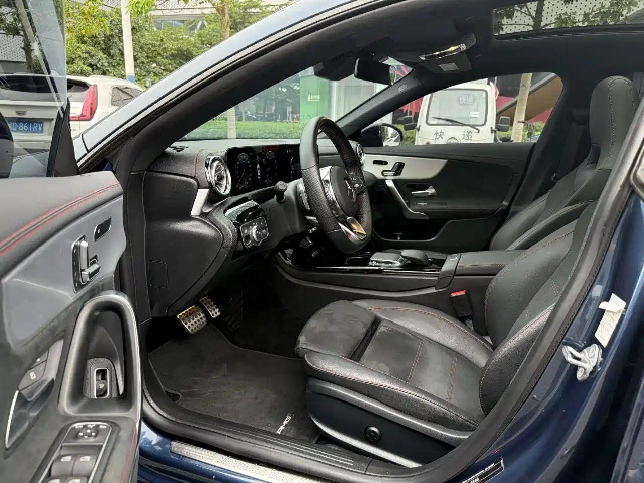 Mercedes-Benz CLA (Import) 2021 CLA 200 4MATIC фото 8