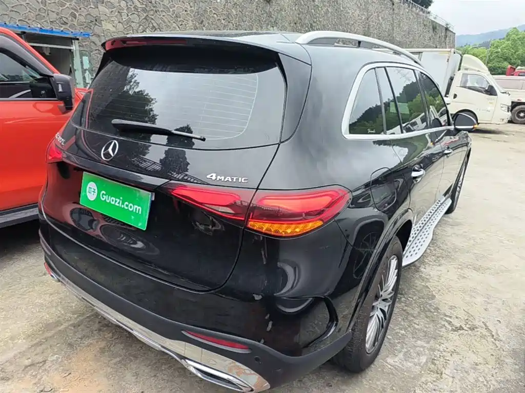 Mercedes-Benz GLC 2023 Facelift GLC 300 L 4MATIC Sport 5-Seater фото 7