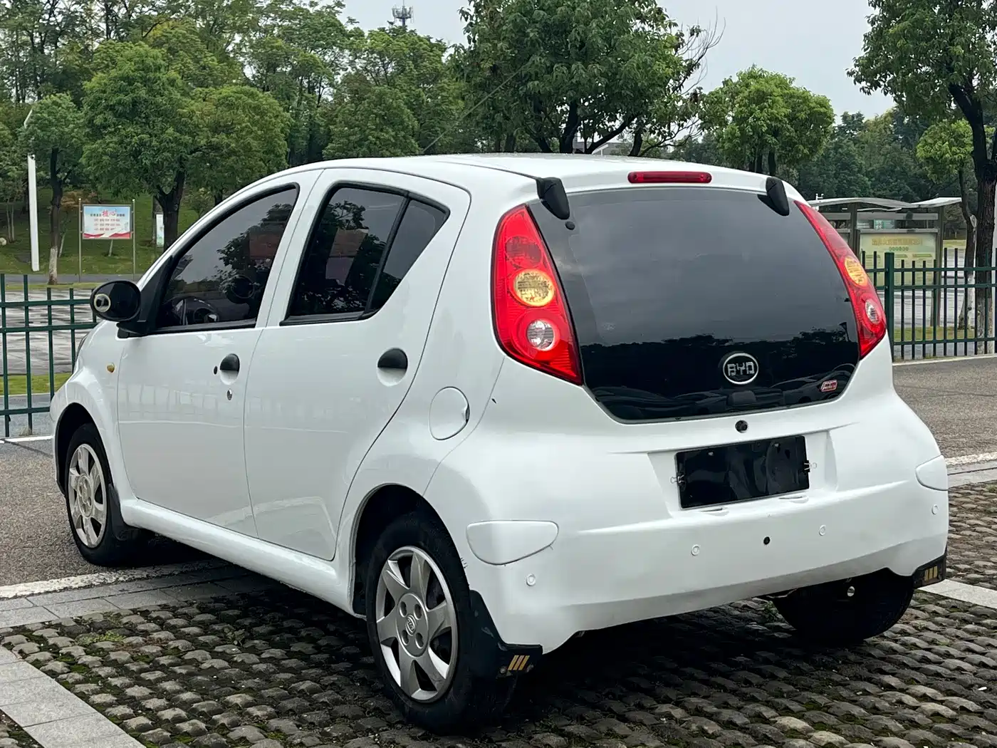 BYD F0 2019 2015 1.0L AMT Xuan Cool Edition