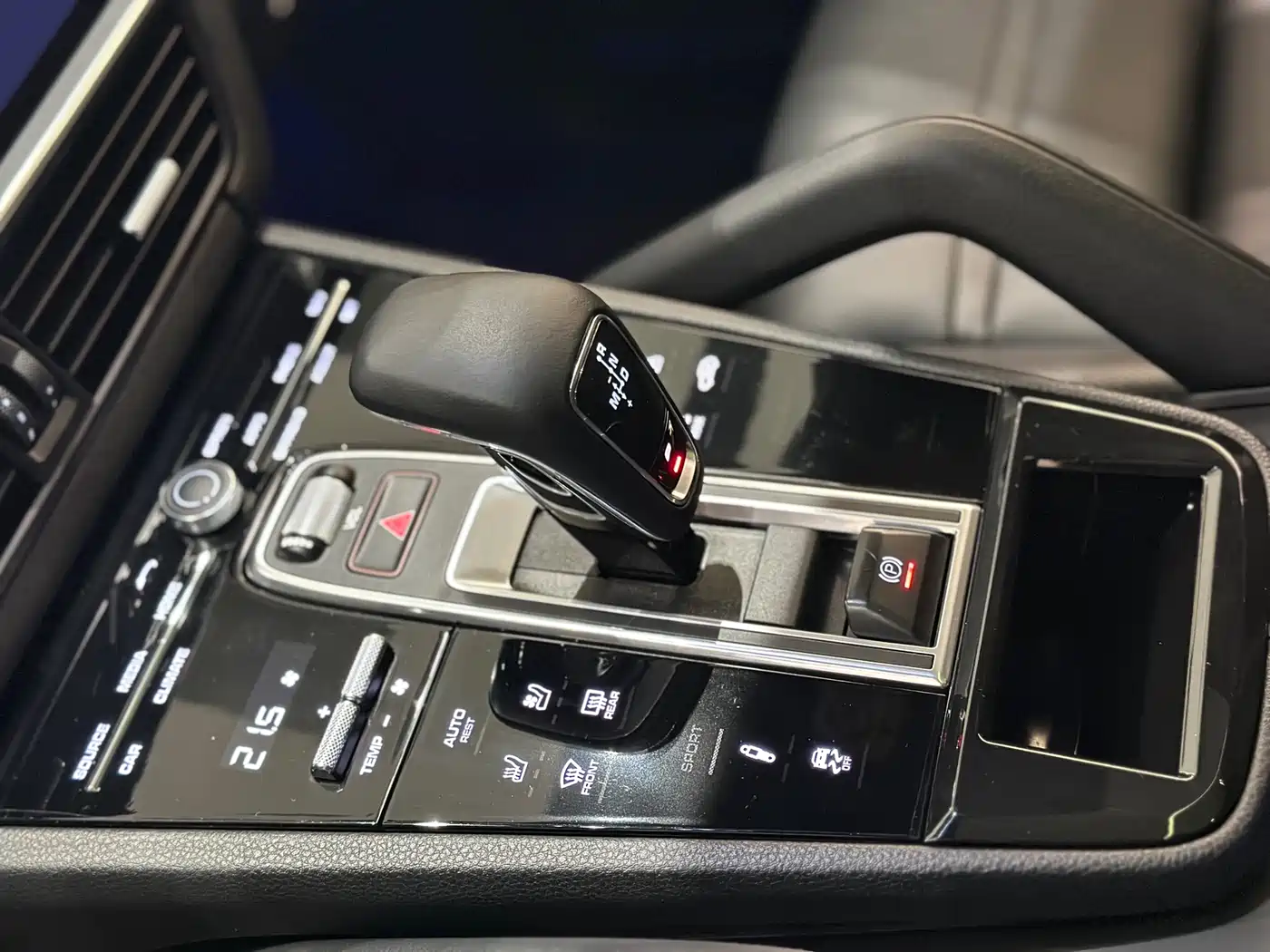 Porsche Cayenne 2019 Cayenne Coupé 3.0T фото 8