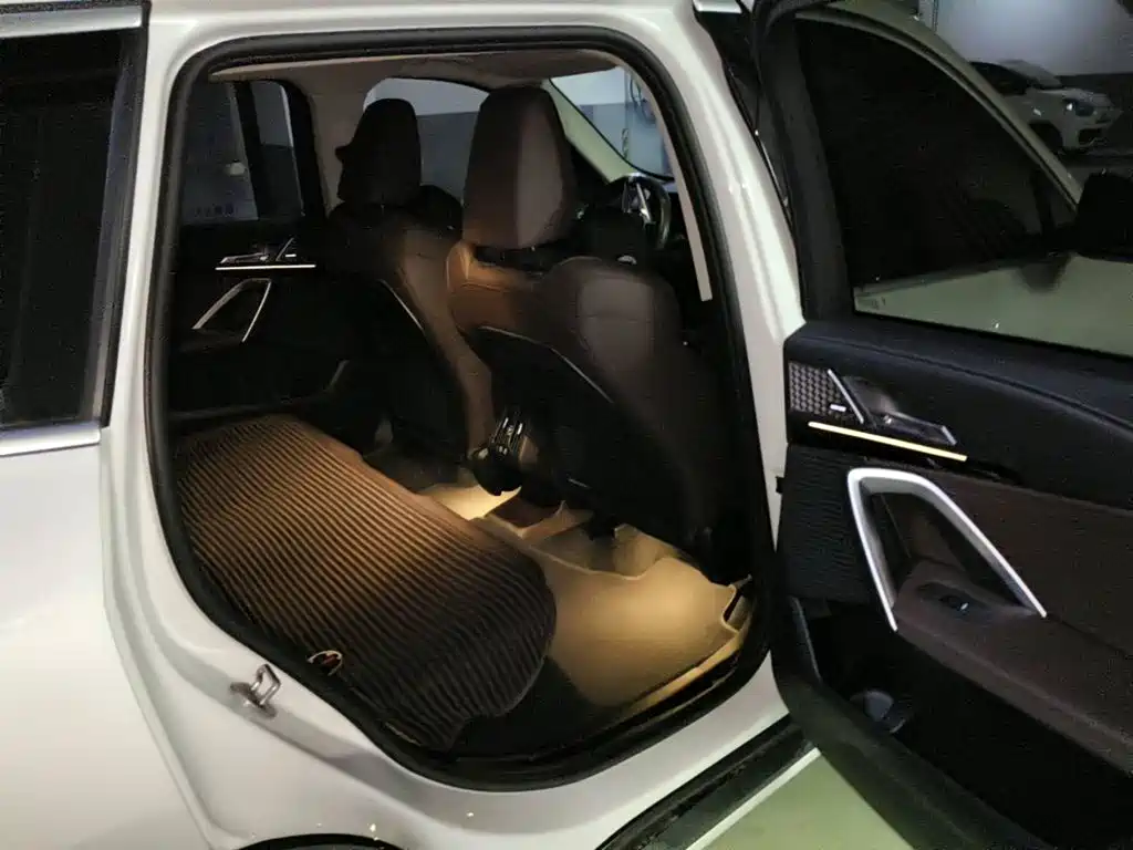 Фото 11 - BMW X1