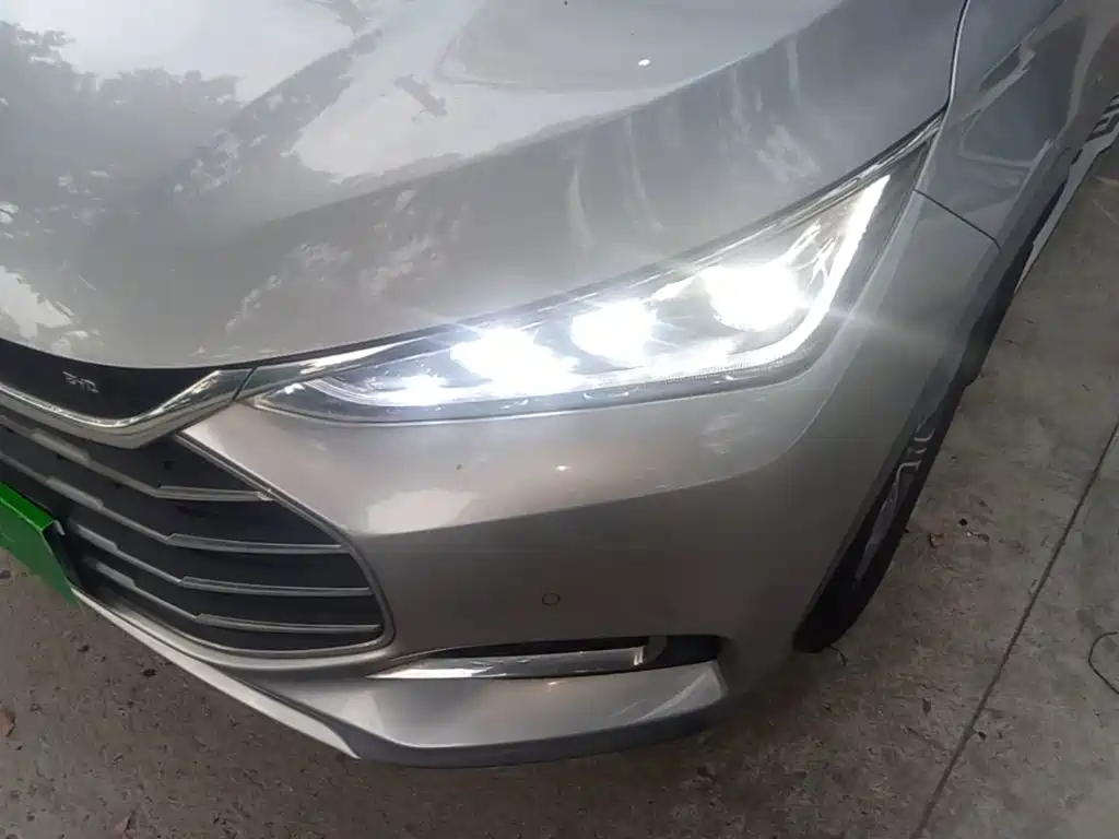 BYD Tang 2019 2018 2.0T Auto Smart Connect Luxury 5-seater China V