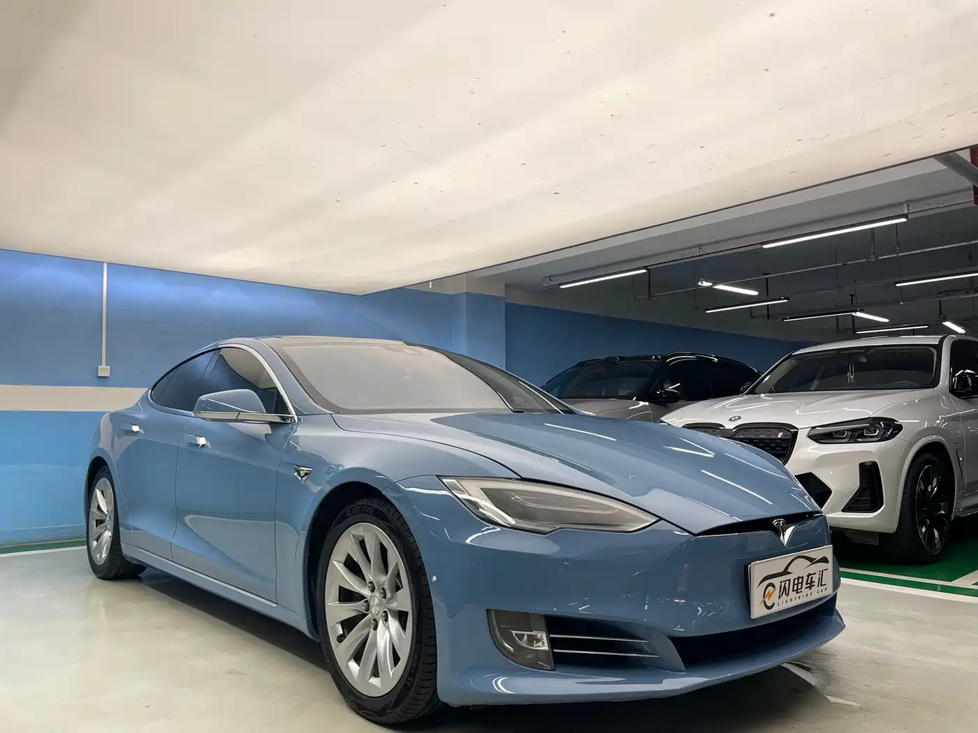 TESLA MODEL S