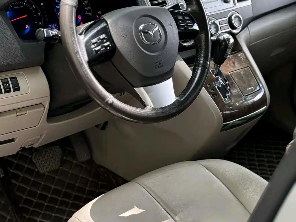 Mazda 8 2011 2011 2.3L Ultimate