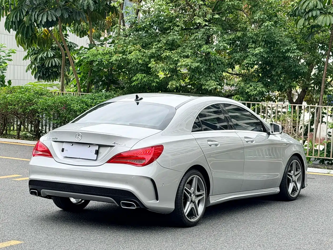Mercedes-Benz CLA (Import) 2015 CLA 220 4MATIC фото 6
