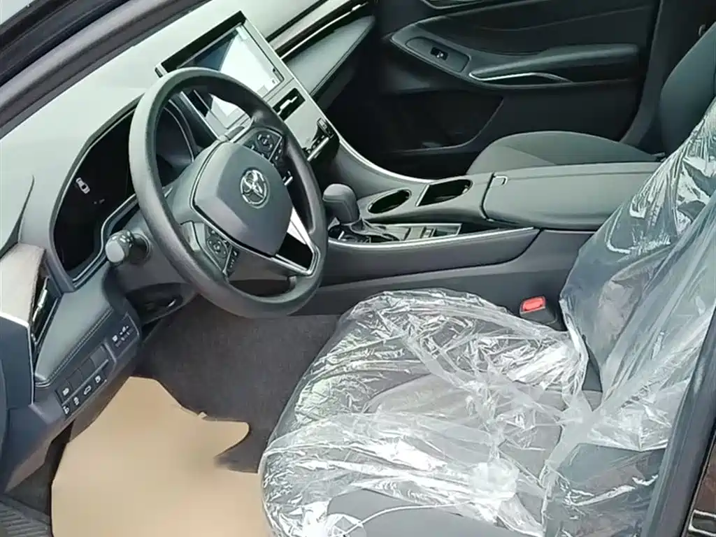 Toyota Avalon 2023 2.0L Aspiration Edition фото 7