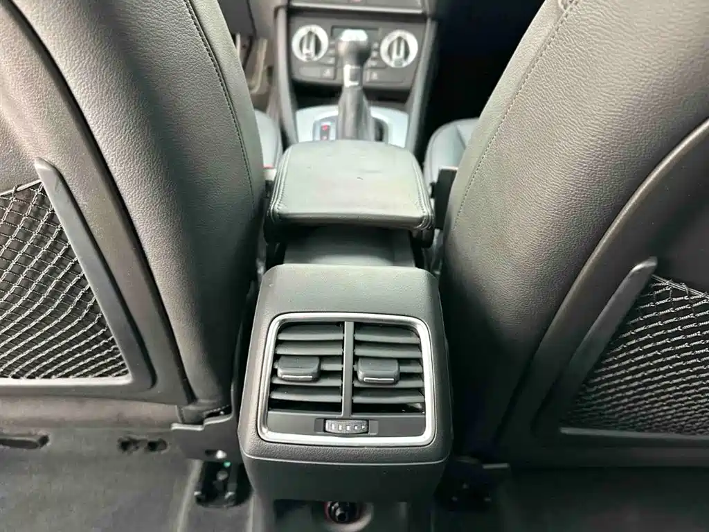 Audi Q3 2015 30 TFSI Comfort фото 20