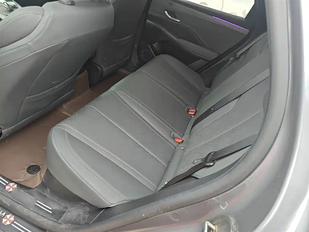 BYD Qin PLUS 2025 DM-i Smart Drive 55KM Leader фото 17
