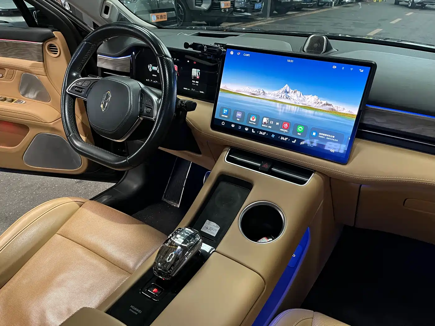 AITO Wenjie AITO M5 2022 Extended Range AWD Ultimate Edition фото 18