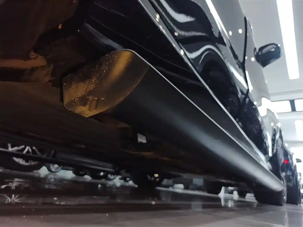 BMW X5 2023 xDrive 30Li Premium M Sport Black Night Package фото 21