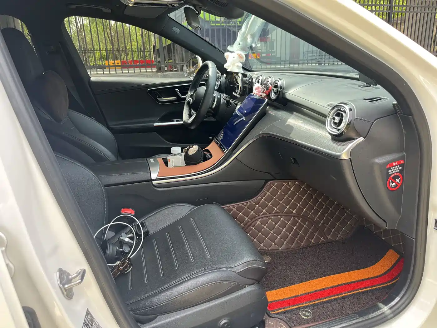 Mercedes-Benz C-Class New Energy 2023 C 350 eL фото 10