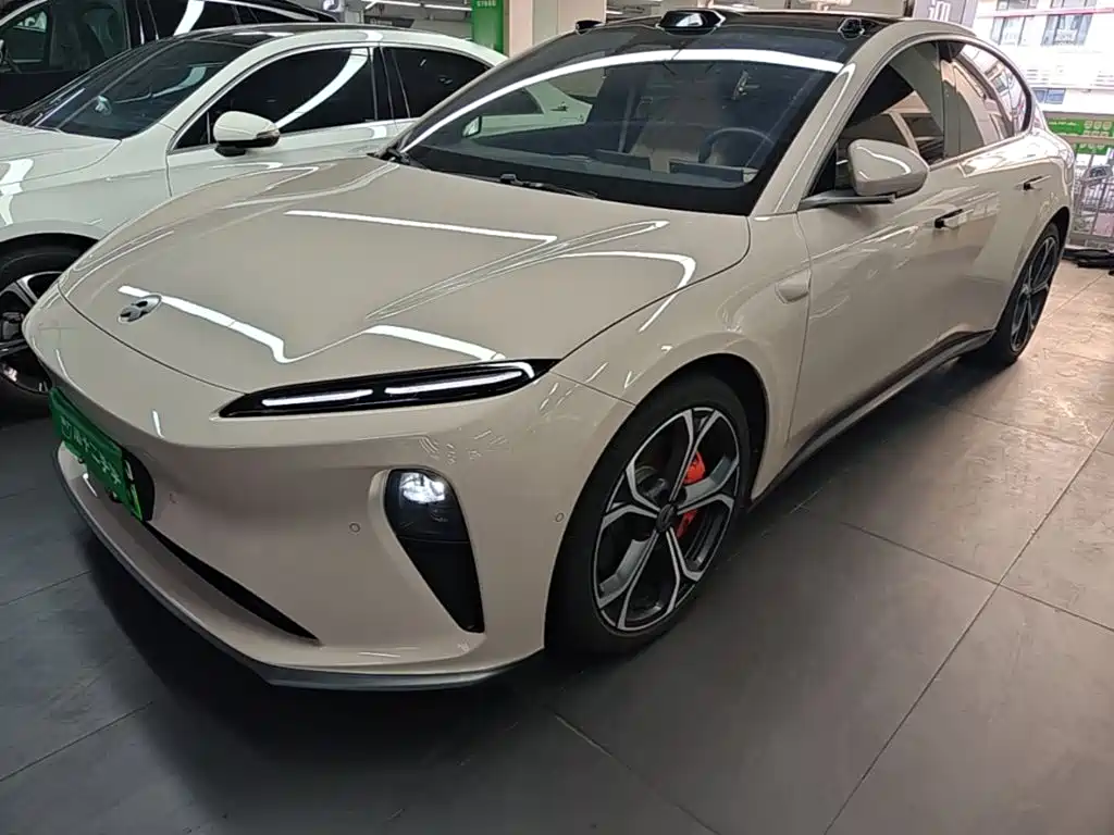 NIO ET5 2022 — пригон из Китая