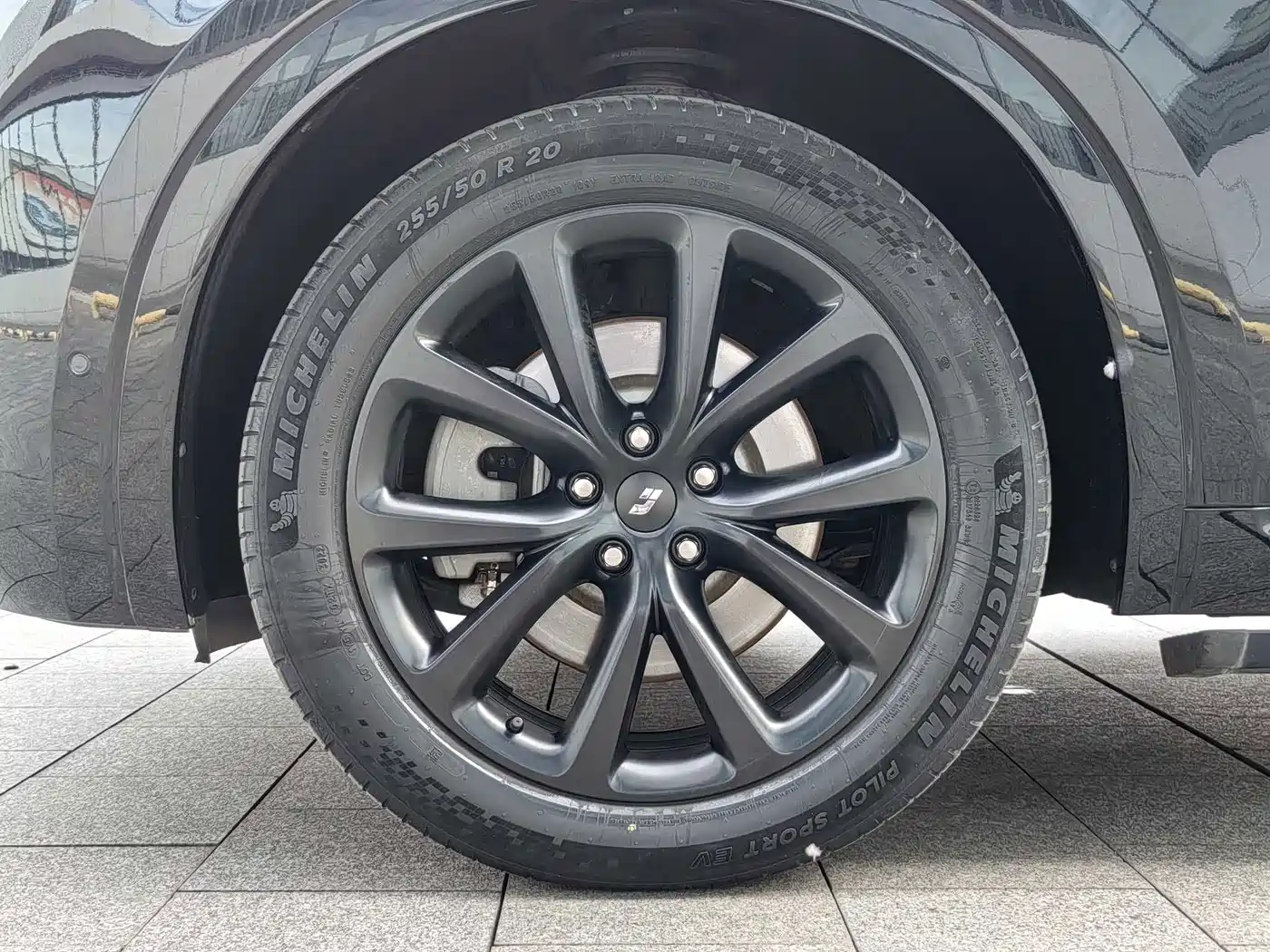 Li Auto Li ONE 2023 2021 Extended Range 6-Seater