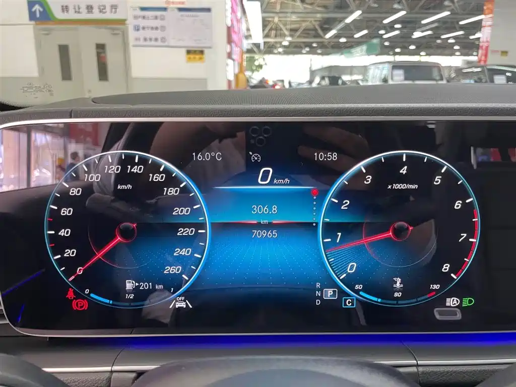 Mercedes-Benz GLE 2022 GLE 350 4MATIC Fashion фото 22