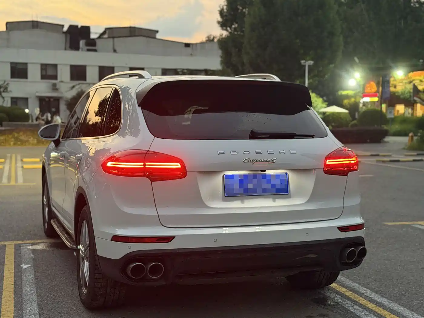 Porsche Cayenne New Energy 2015 2015 Cayenne S E-Hybrid 3.0T