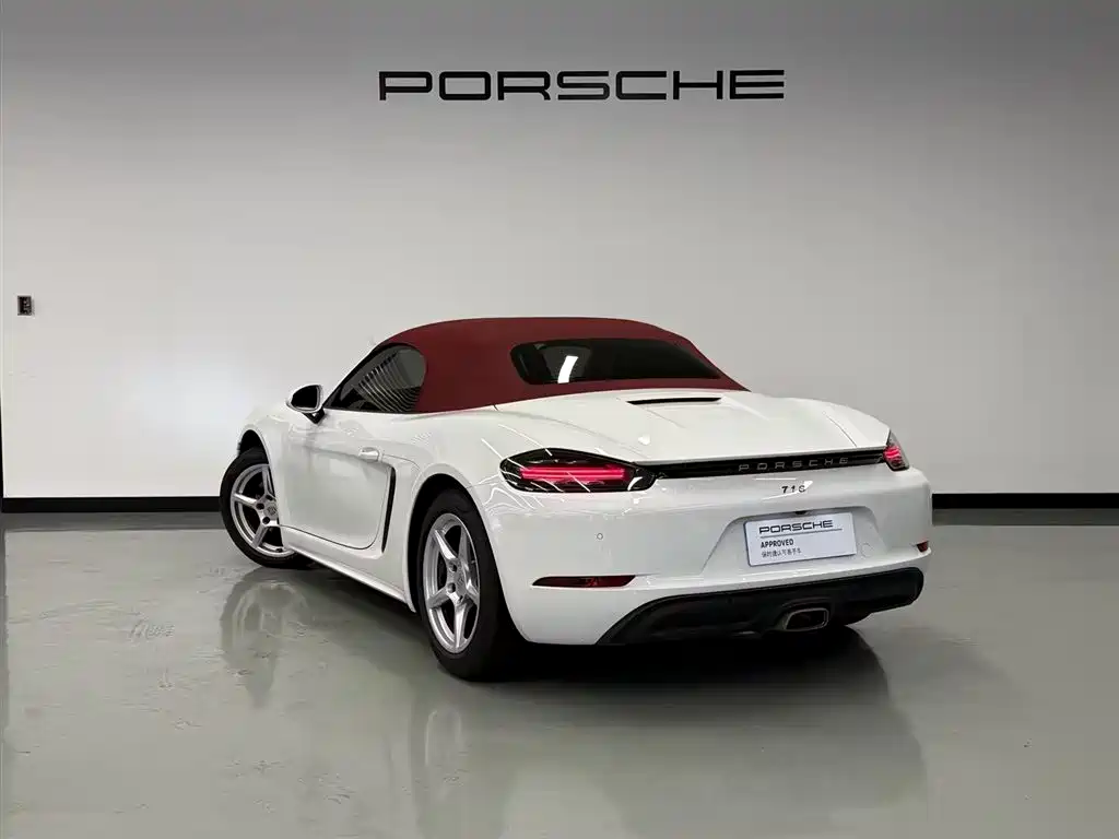 Porsche 718 2023 Boxster Style Edition 2.0T фото 4