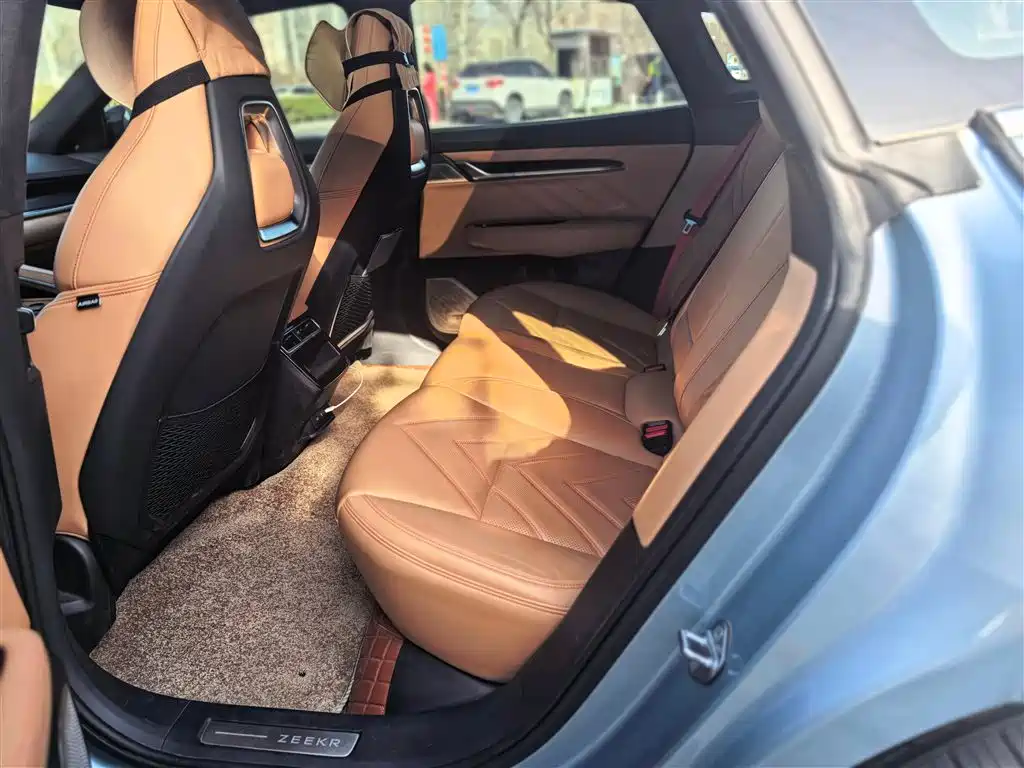 ZEEKR EXTREME KRYPTON 001