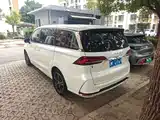 Фото 2 - Roewe iMAX8