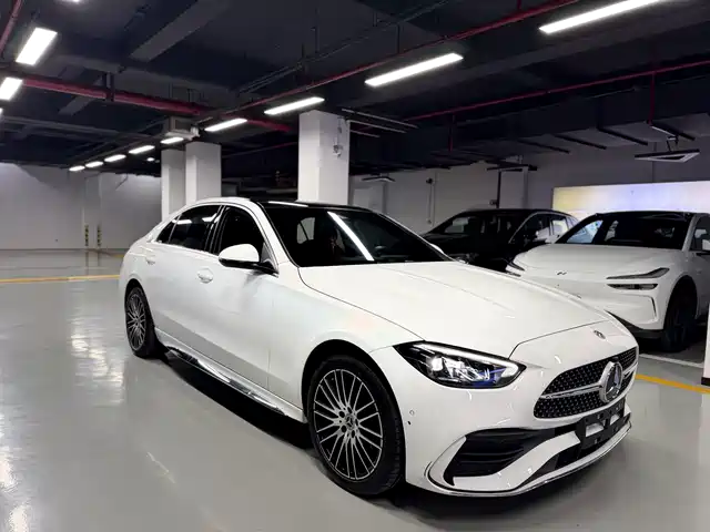 Mercedes-Benz C-Class 2024 C 260 L Sport — фото 3