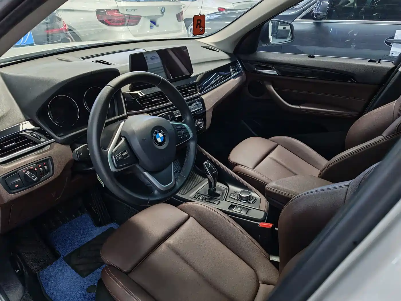BMW X1 2020 sDrive25Li Leading Model фото 4