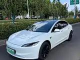 Фото 2 - Tesla Model 3