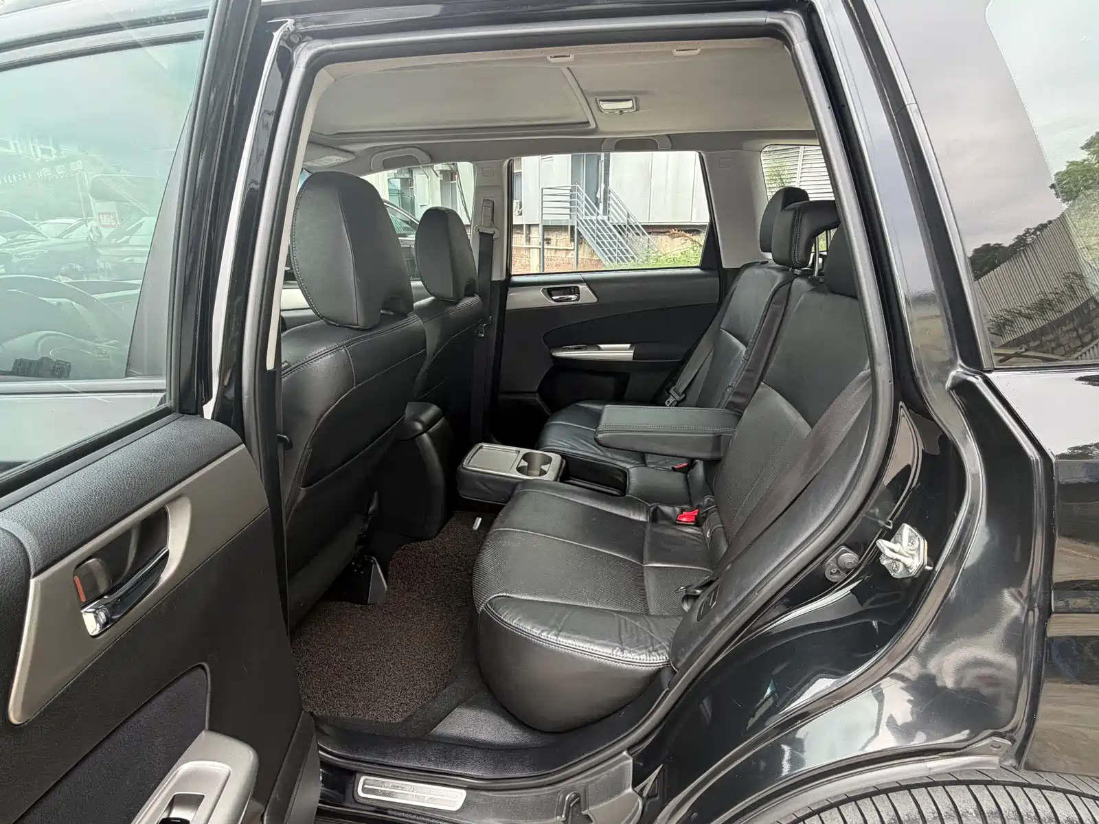Photo 8 - Subaru Forester